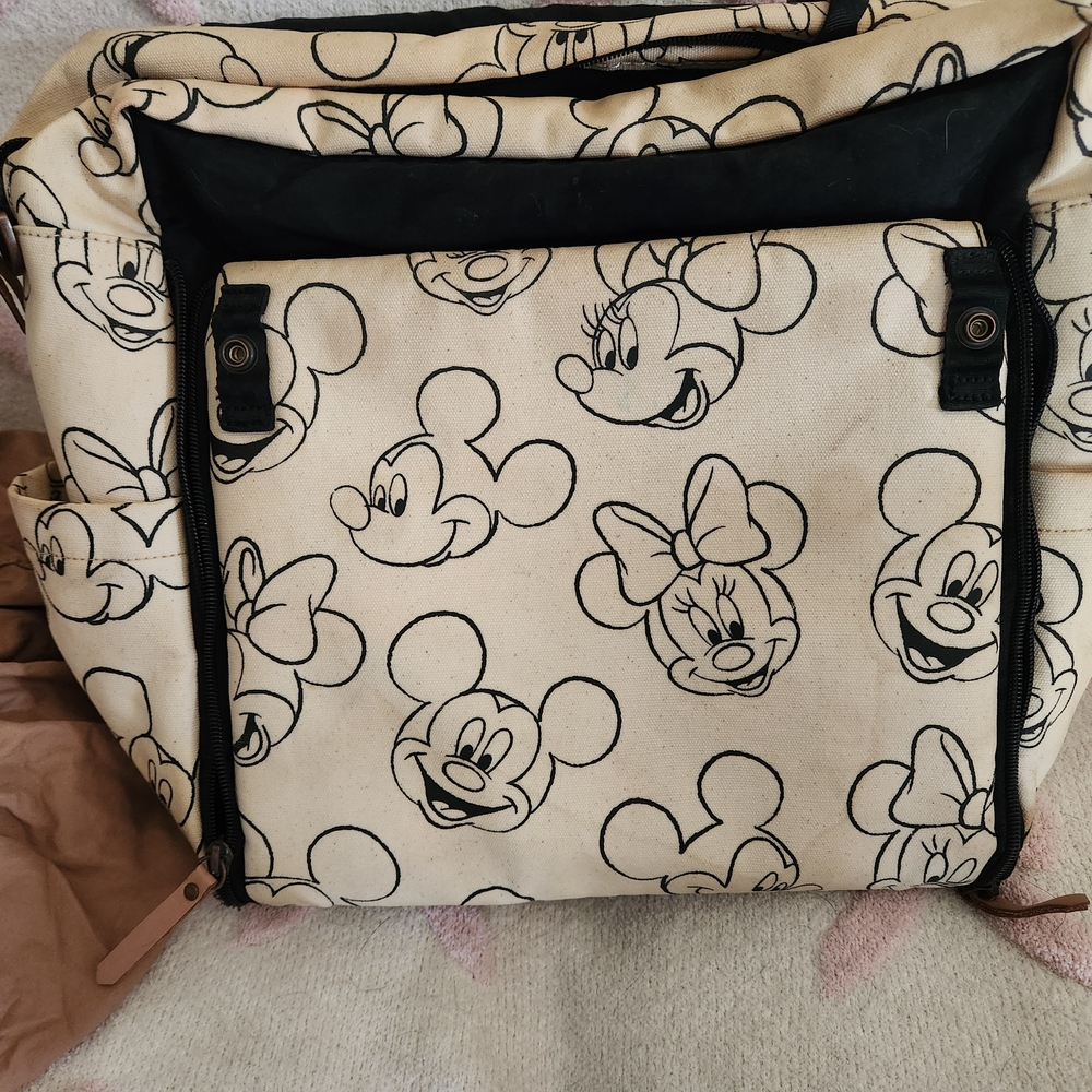 Petunia Pickle Bottom Cream and Black Diaper Bag - Picture 5 of 9